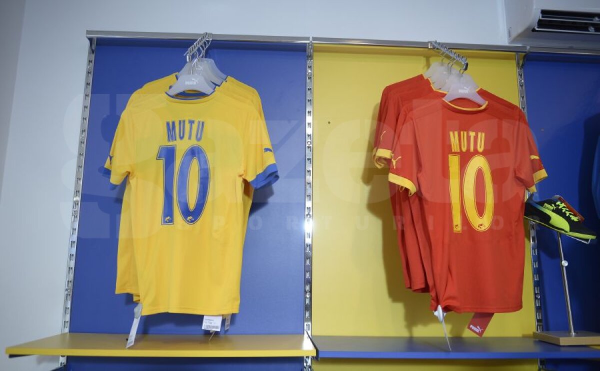 GALERIE FOTO + VIDEO Nebunie la Ploieşti! Mutu a fost prezentat la Petrolul! » 7.000 de oameni au venit pe "Ilie Oană"