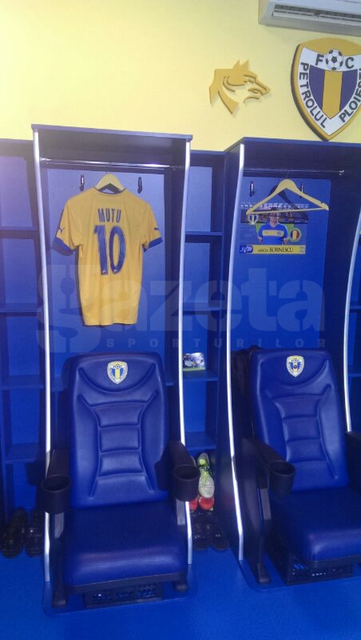 GALERIE FOTO + VIDEO Nebunie la Ploieşti! Mutu a fost prezentat la Petrolul! » 7.000 de oameni au venit pe "Ilie Oană"