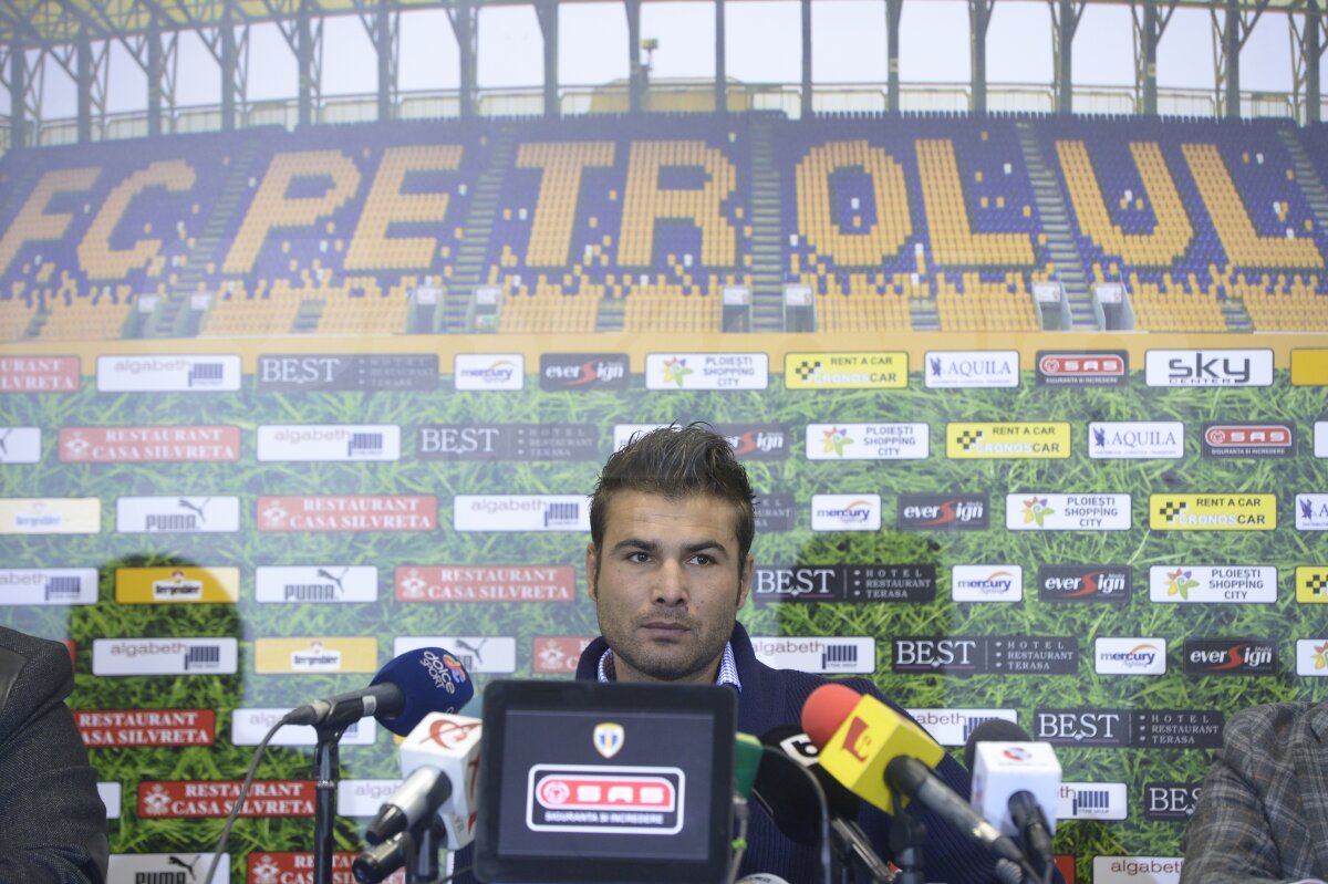 GALERIE FOTO + VIDEO Nebunie la Ploieşti! Mutu a fost prezentat la Petrolul! » 7.000 de oameni au venit pe "Ilie Oană"