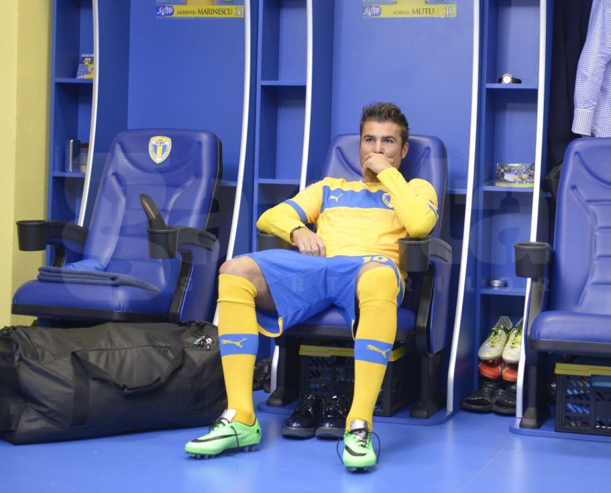 GALERIE FOTO + VIDEO Nebunie la Ploieşti! Mutu a fost prezentat la Petrolul! » 7.000 de oameni au venit pe "Ilie Oană"