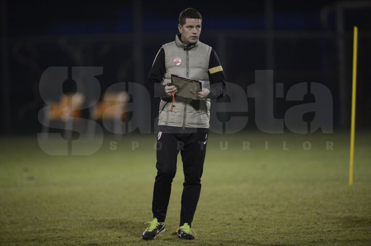 GALERIE FOTO Oxigen pentru martie » Dinamoviştii au început pregătirea returului cu gîndul la Steaua