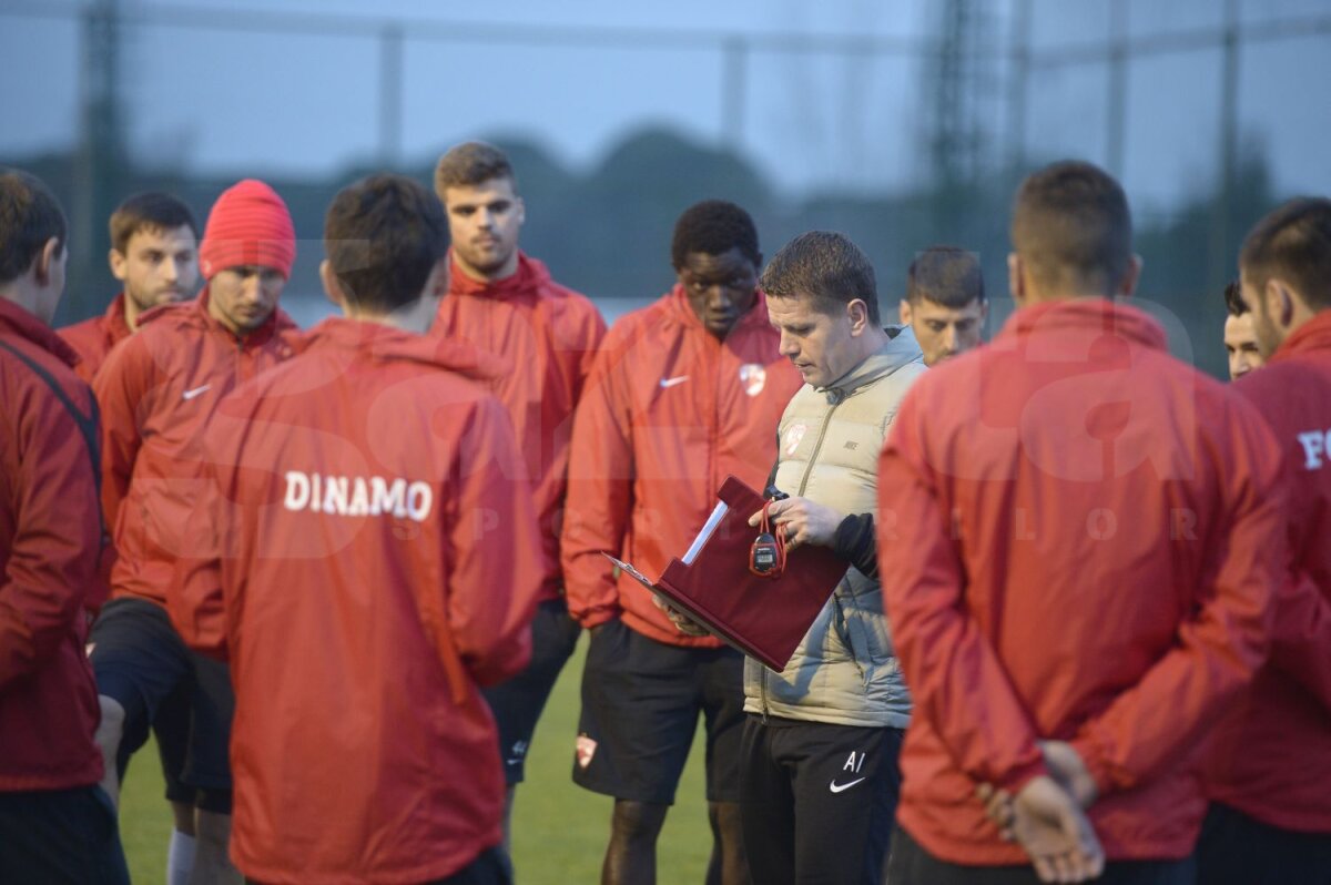 GALERIE FOTO Oxigen pentru martie » Dinamoviştii au început pregătirea returului cu gîndul la Steaua