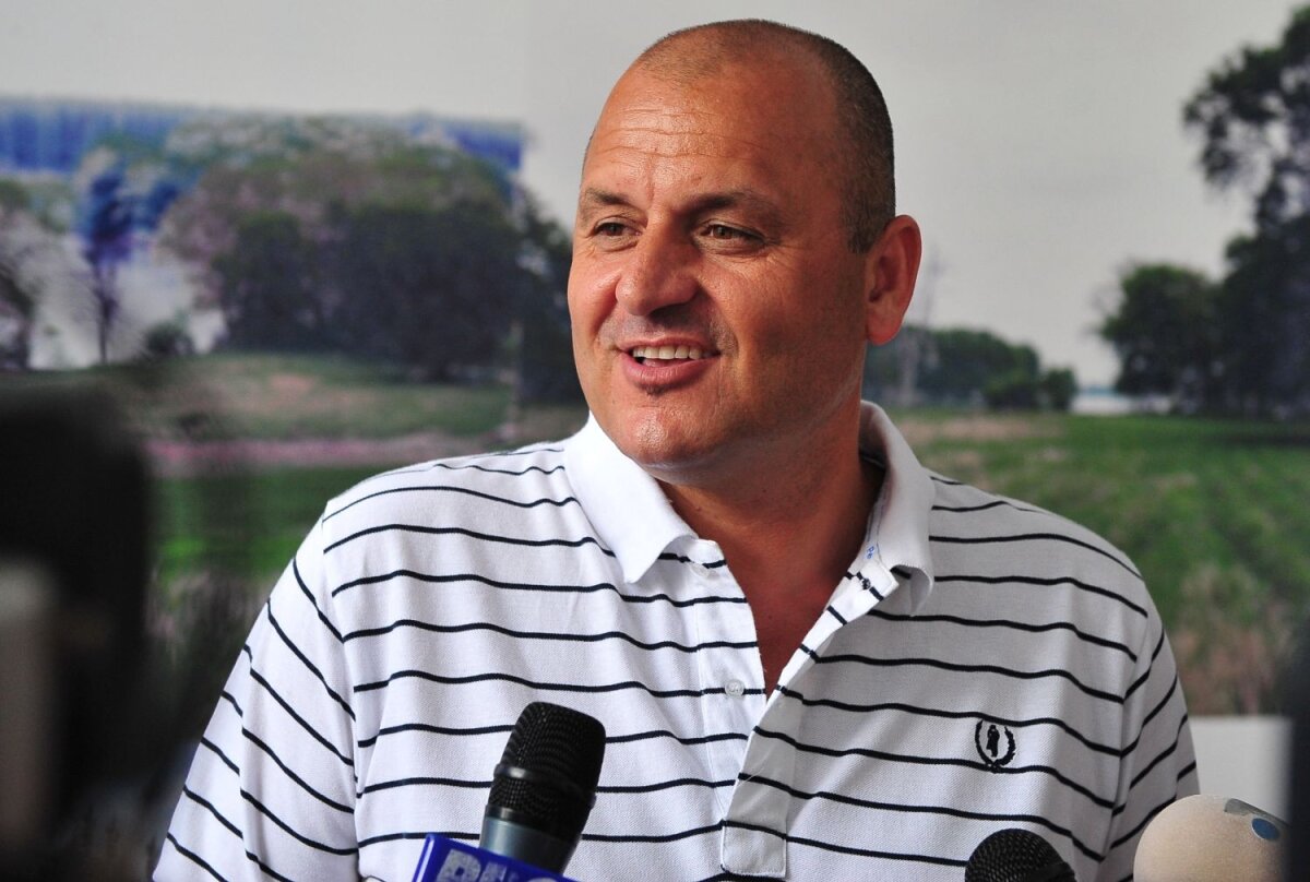 Cum vrea să scape Craiova de faliment » Plan de reorganizare gen Mititelu: în loc de soluţii, spune că "ne-a furat arbitrul Rainea în 1975"!