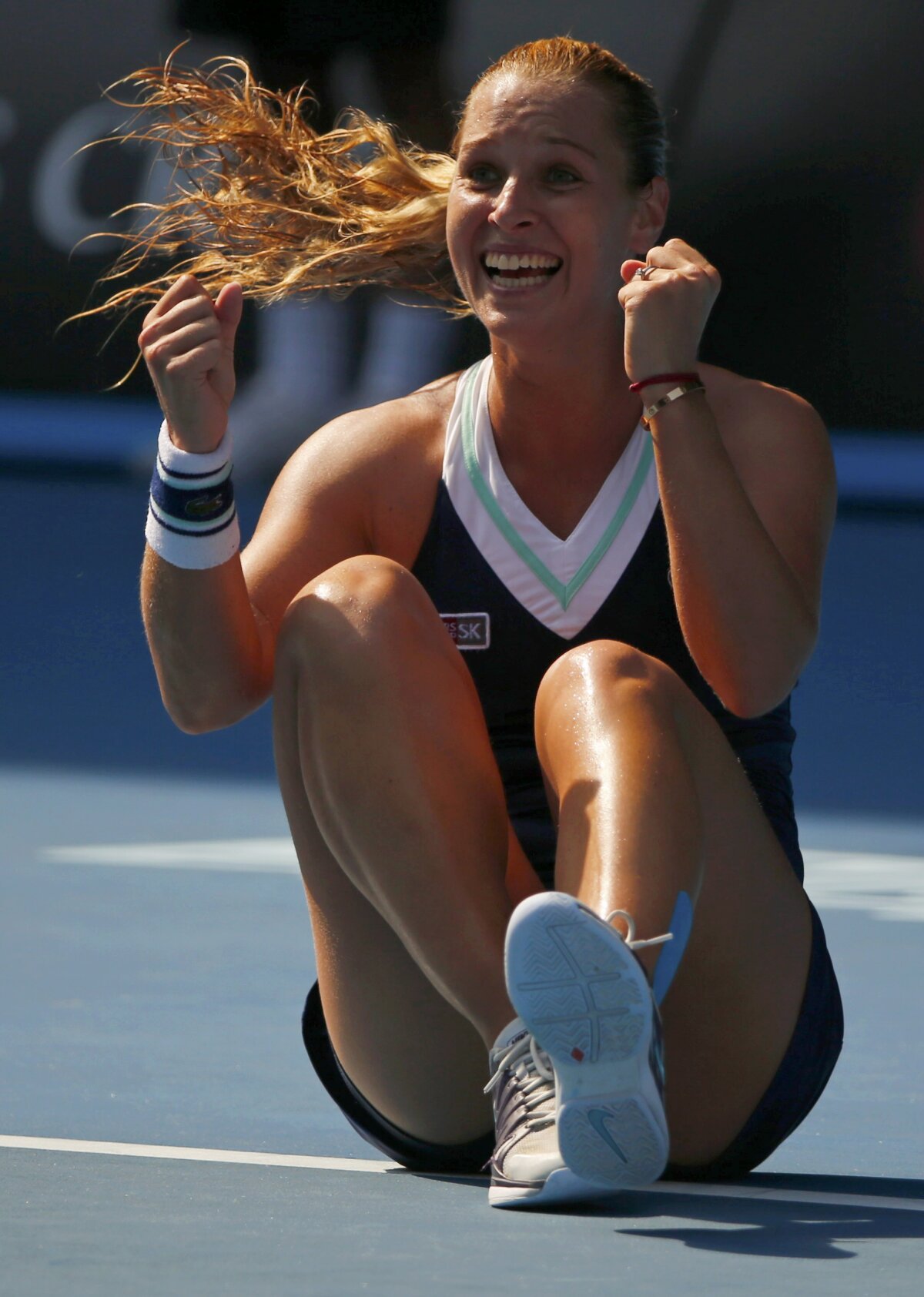 Dominika Cibulkova joacă finala! Nici Agnieszka Radwanska nu a reuşit să îi ia mai mult de 3 gameuri