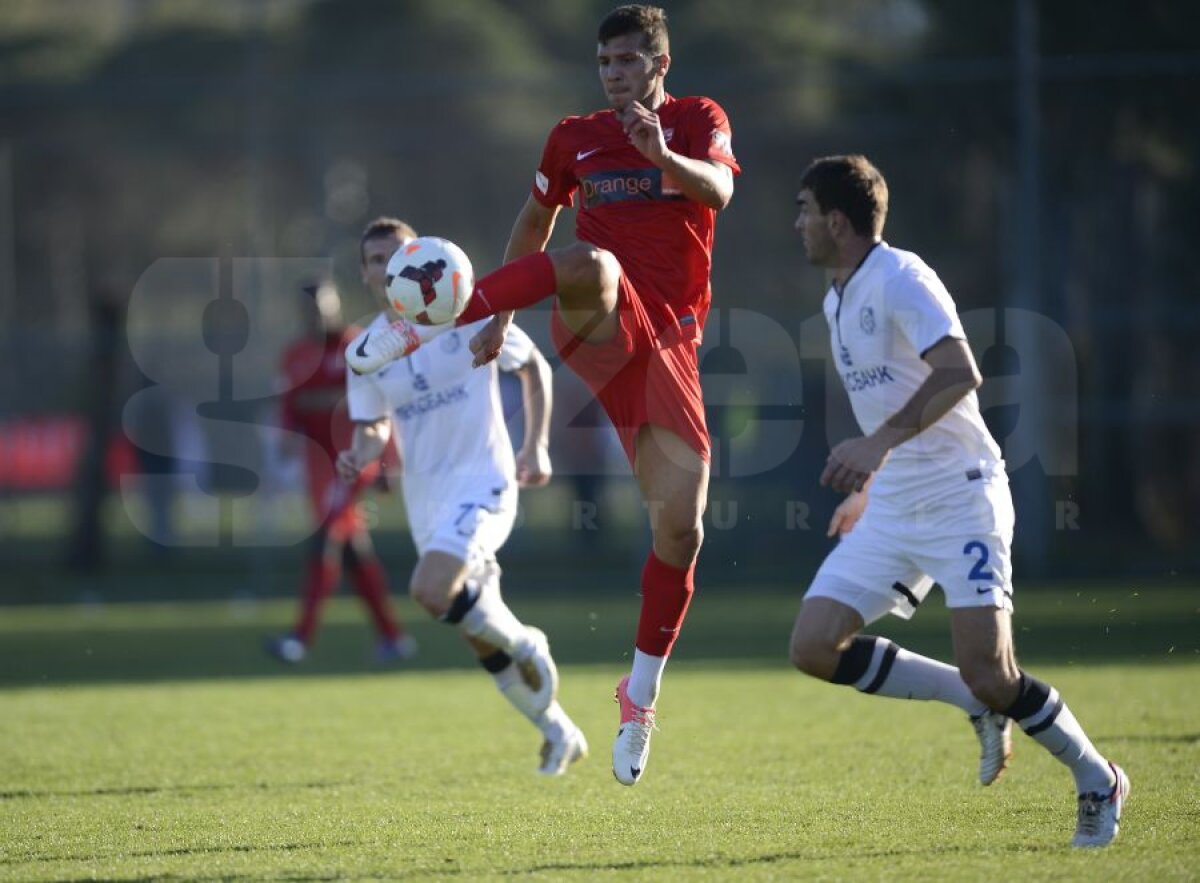 GALERIE FOTO Gelu Velici, singurul marcator al "cîinilor" în amicalele din Antalya » Dinamo - Cernomoreţ 1-1