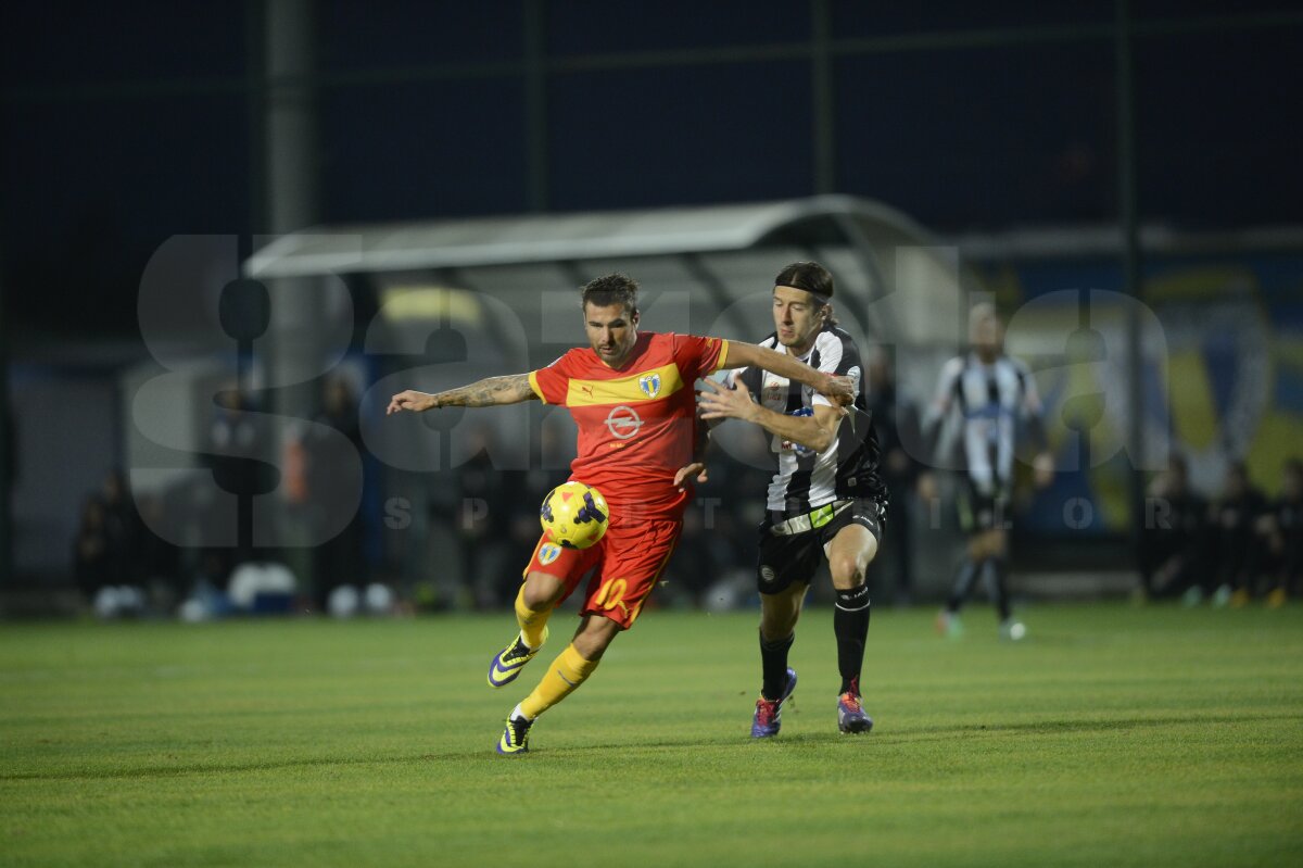 VIDEO şi FOTO Petrolul - Sturm Graz 1-1 » Cum au jucat Adrian Mutu şi Ianis Zicu în meciul de debut