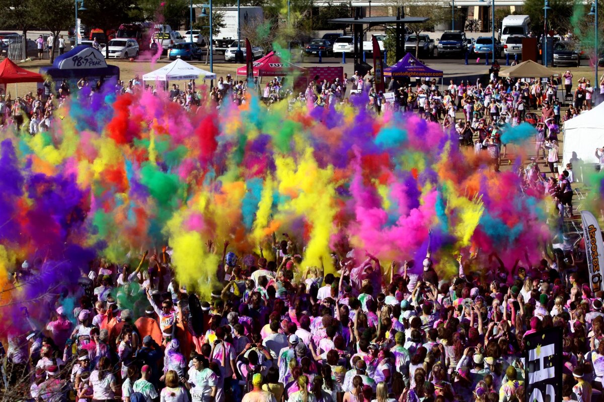 GALERIE FOTO / "The Color Run" vine pe 26 aprilie şi în Bucureşti » Sorana Cîrstea este ambasadorul pentru România!