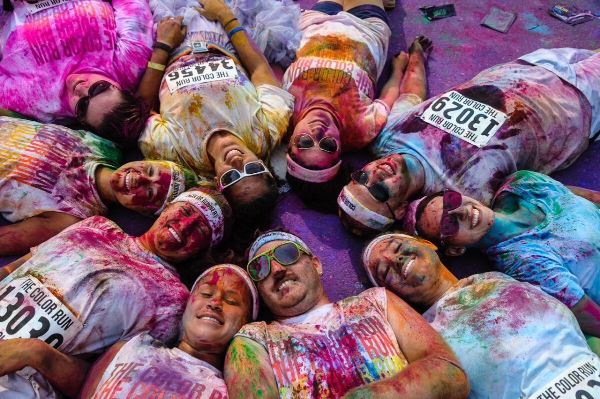 GALERIE FOTO / "The Color Run" vine pe 26 aprilie şi în Bucureşti » Sorana Cîrstea este ambasadorul pentru România!