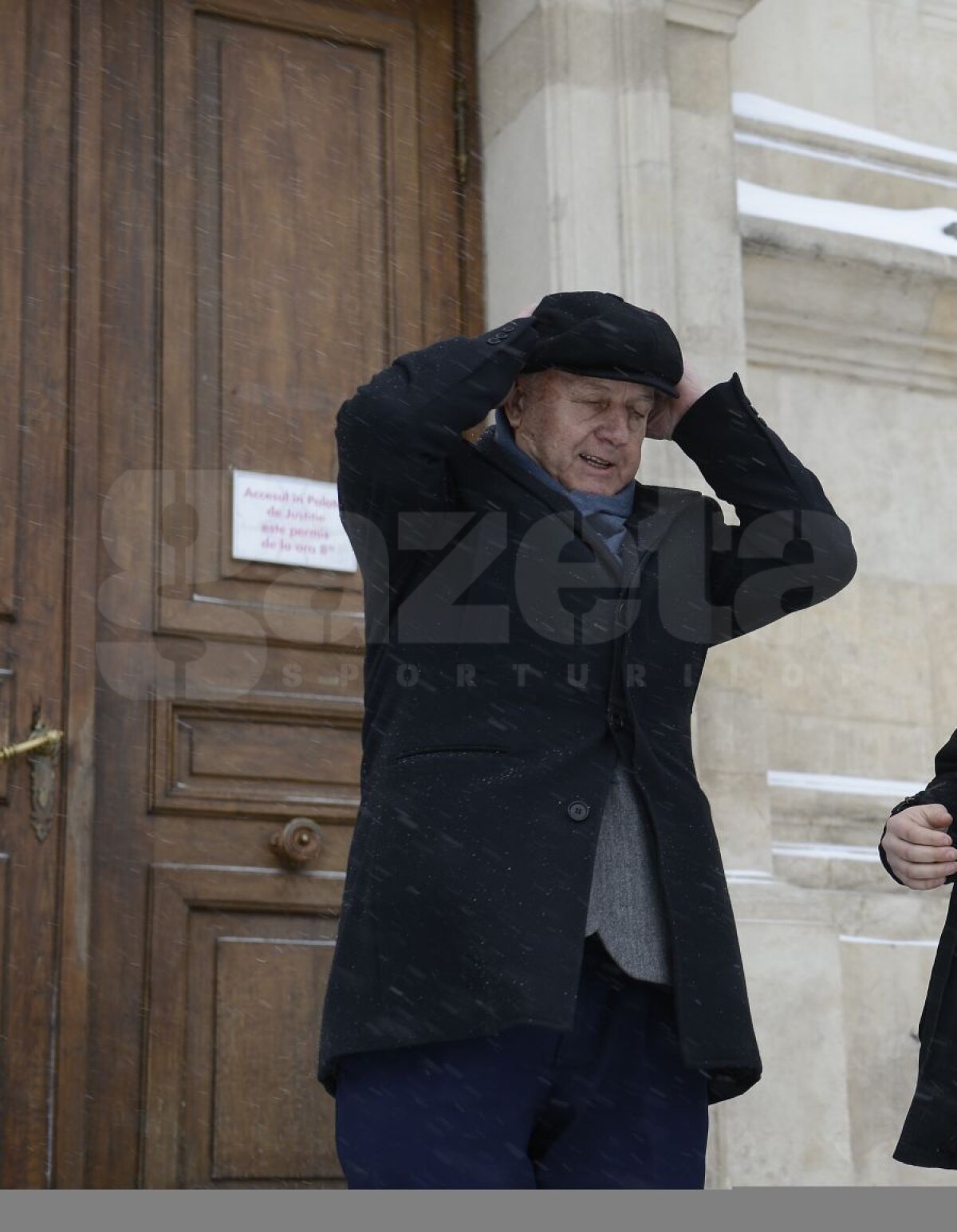 FOTO / UPDATE S-a acordat un nou termen în Dosarul Transferurilor! » Giovanni a făcut circ: "M-au confundat cu De Niro pe aeroport" :D