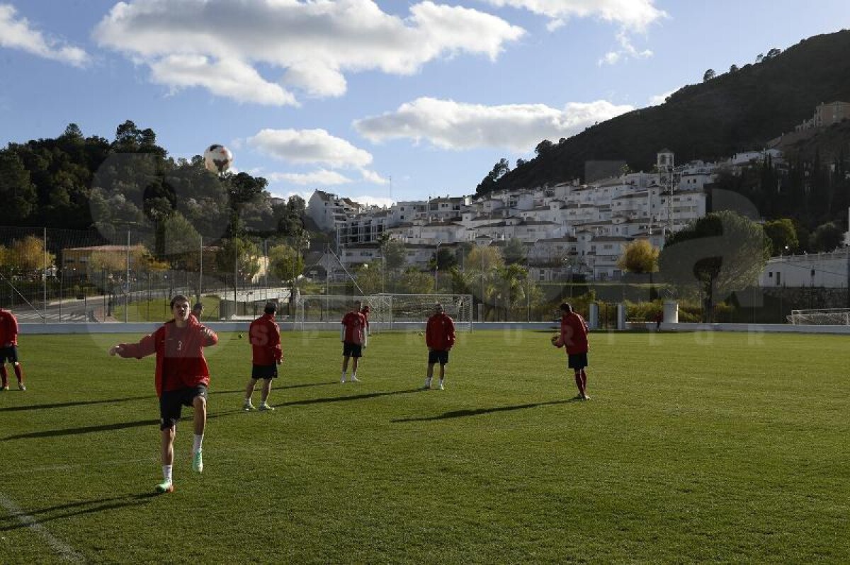 FOTO Dinamoviştii au efectuat azi primul antrenament la Marbella » Mîine, amical cu polonezii de la Korona Kielce