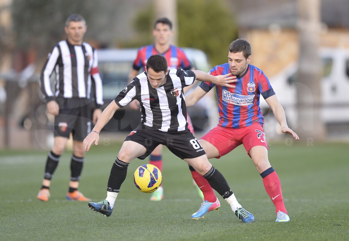 FOTO şi VIDEO Steaua - Lokomotiv Plovdiv 1-2 » Roş-albaştrii rămîn fără victorie în amicalele din această iarnă