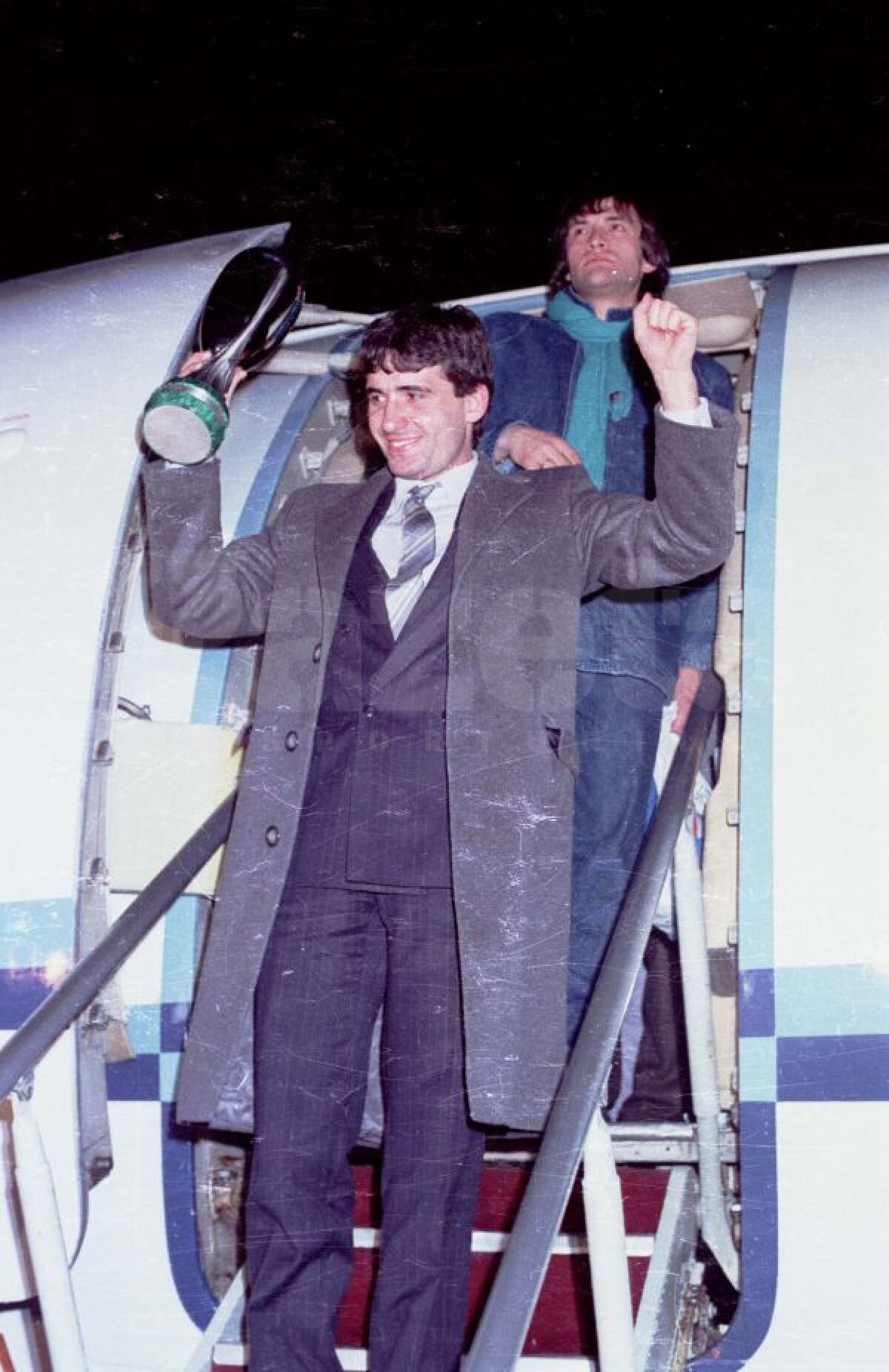 VIDEO+FOTO Trăiască "Regele"! » Gică Hagi a împlinit 49 de ani! Cum a ajuns cel mai mare fotbalist român, ghinioanele ca antrenor şi succesul Academiei