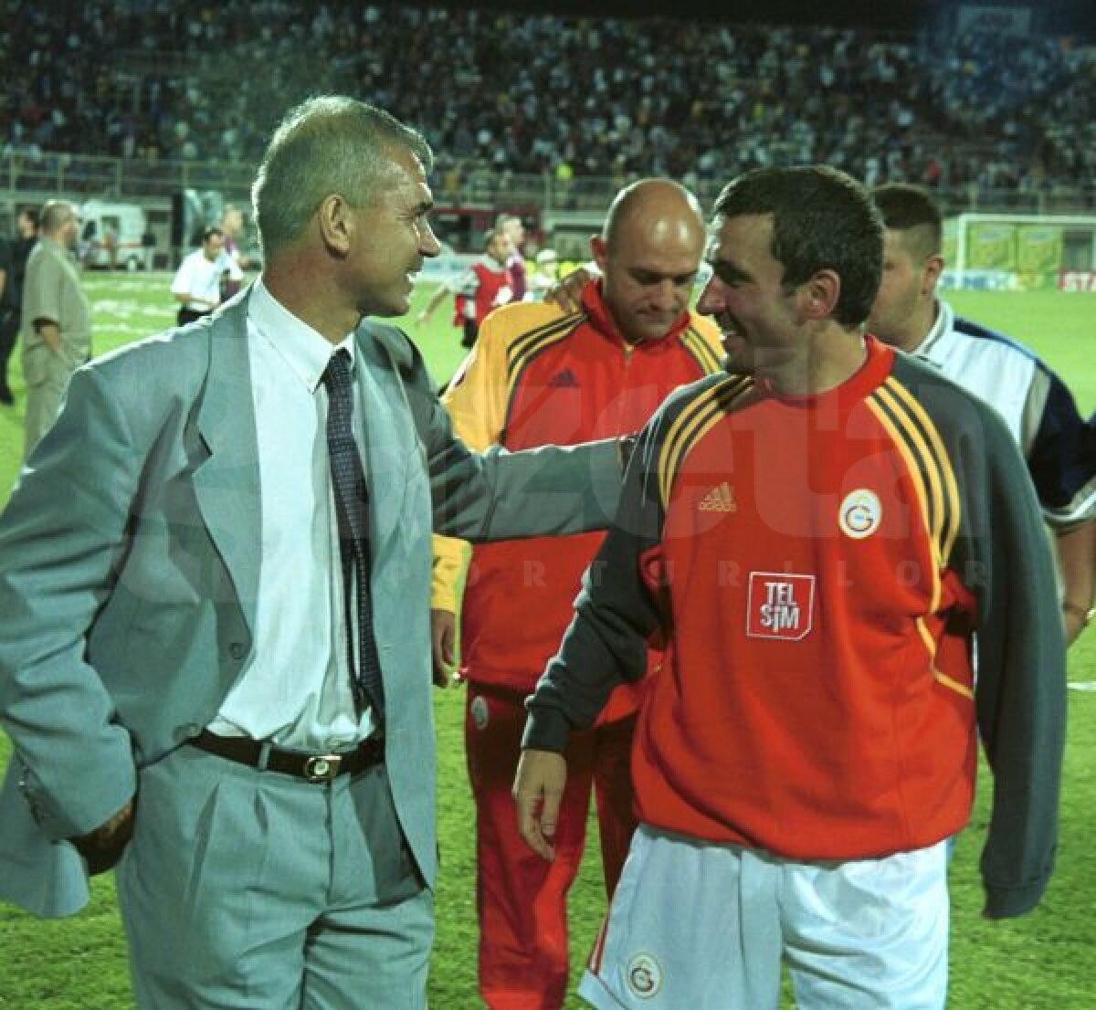 VIDEO+FOTO Trăiască "Regele"! » Gică Hagi a împlinit 49 de ani! Cum a ajuns cel mai mare fotbalist român, ghinioanele ca antrenor şi succesul Academiei