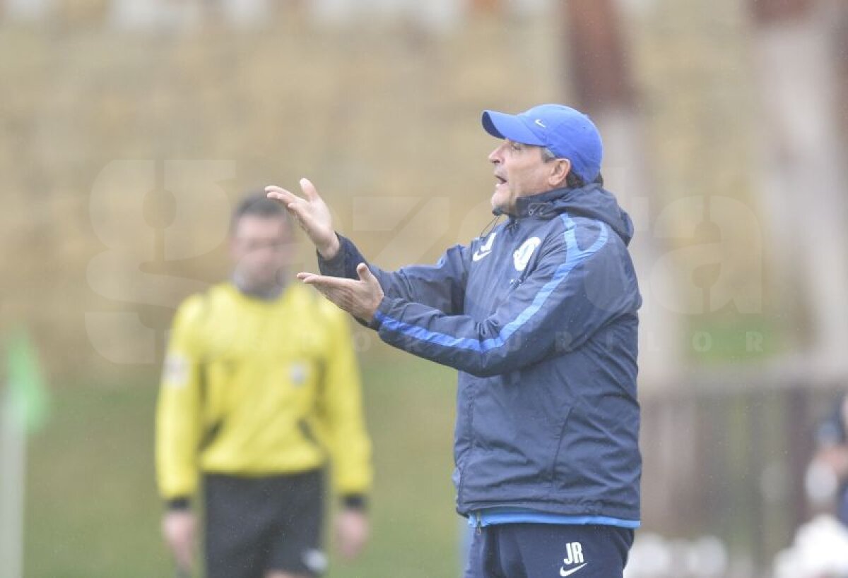 FOTO CFR - Dnepr 0-2 » Alex Vlad: "Vreau ca Dnepr să fie mai bună ca Şahtiorul lui Lucescu!"