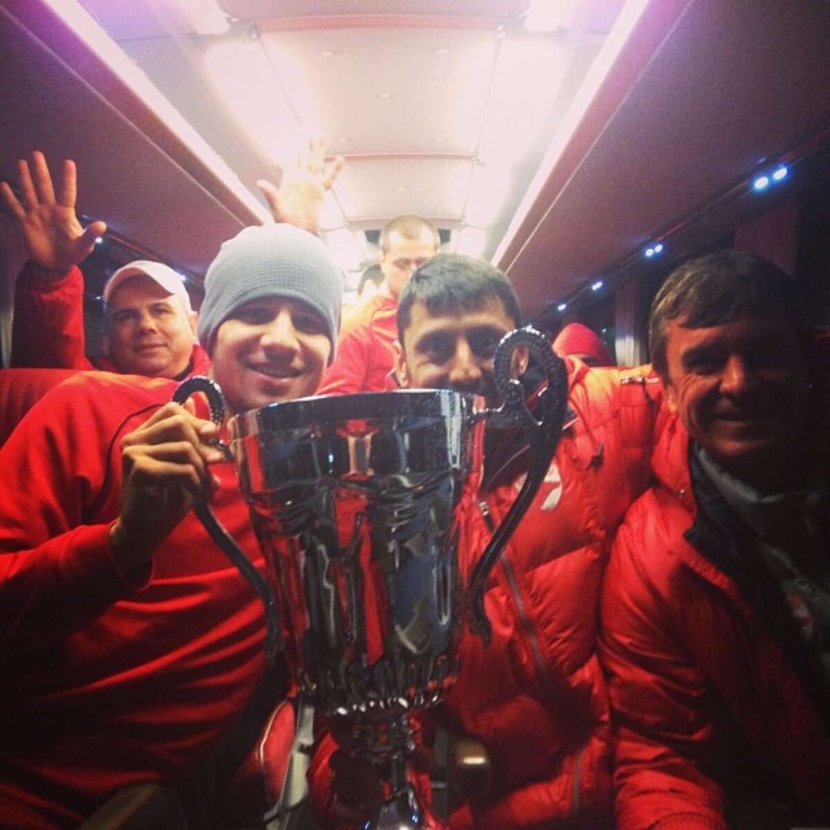 FOTO&VIDEO Supergol Bilinski » "Cîinii" au cucerit "Marbella Cup"! Dinamo - IFK Goteborg 2-0