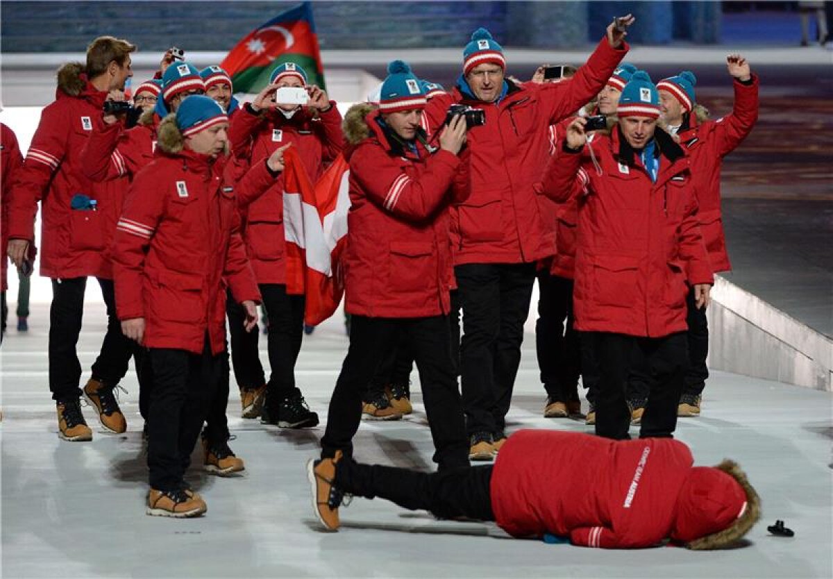 GALERIE FOTO » Să-nceapă jocurile! Ceremonie grandioasă de deschidere a JO de la Soci » Cine sînt românii din concurs, program şi transmisiuni