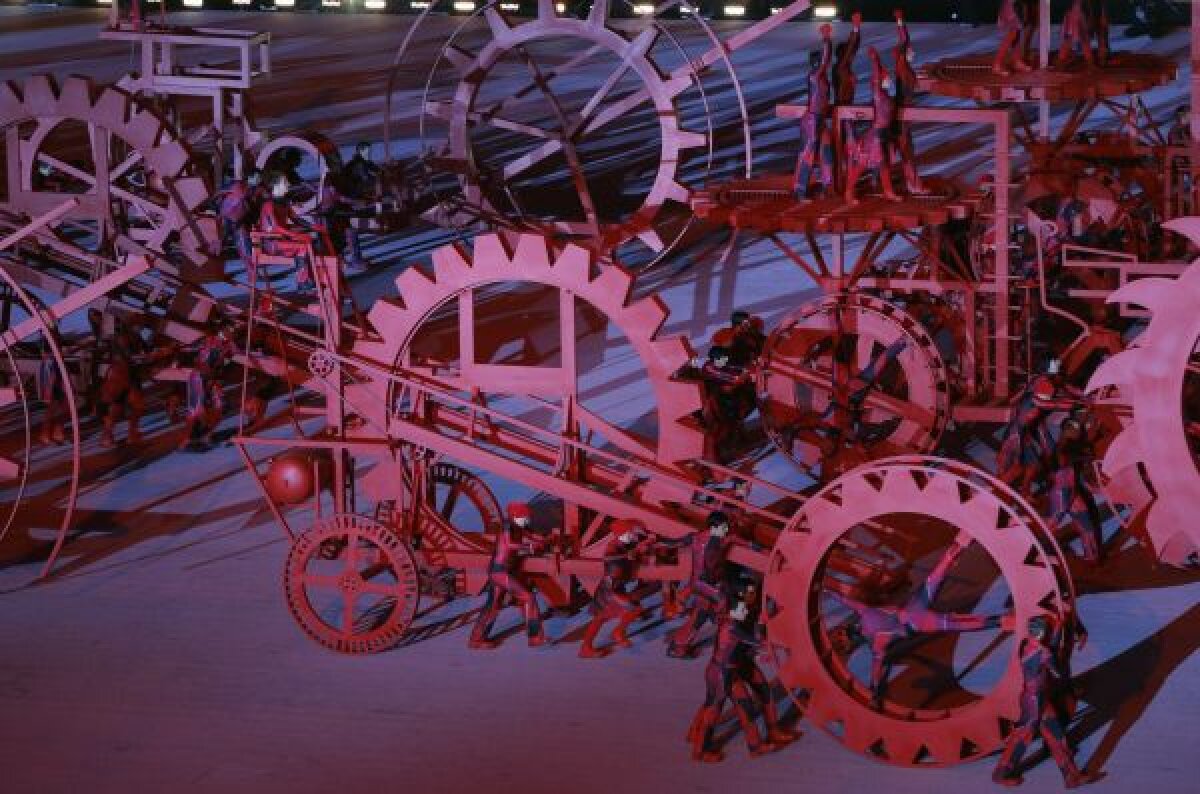 FOTO Simfonia rusă » Ceremonia de deschidere a JO de la Soci a fost un amestec de vechi şi nou, de lumină şi culoare, de simboluri din toate epocile