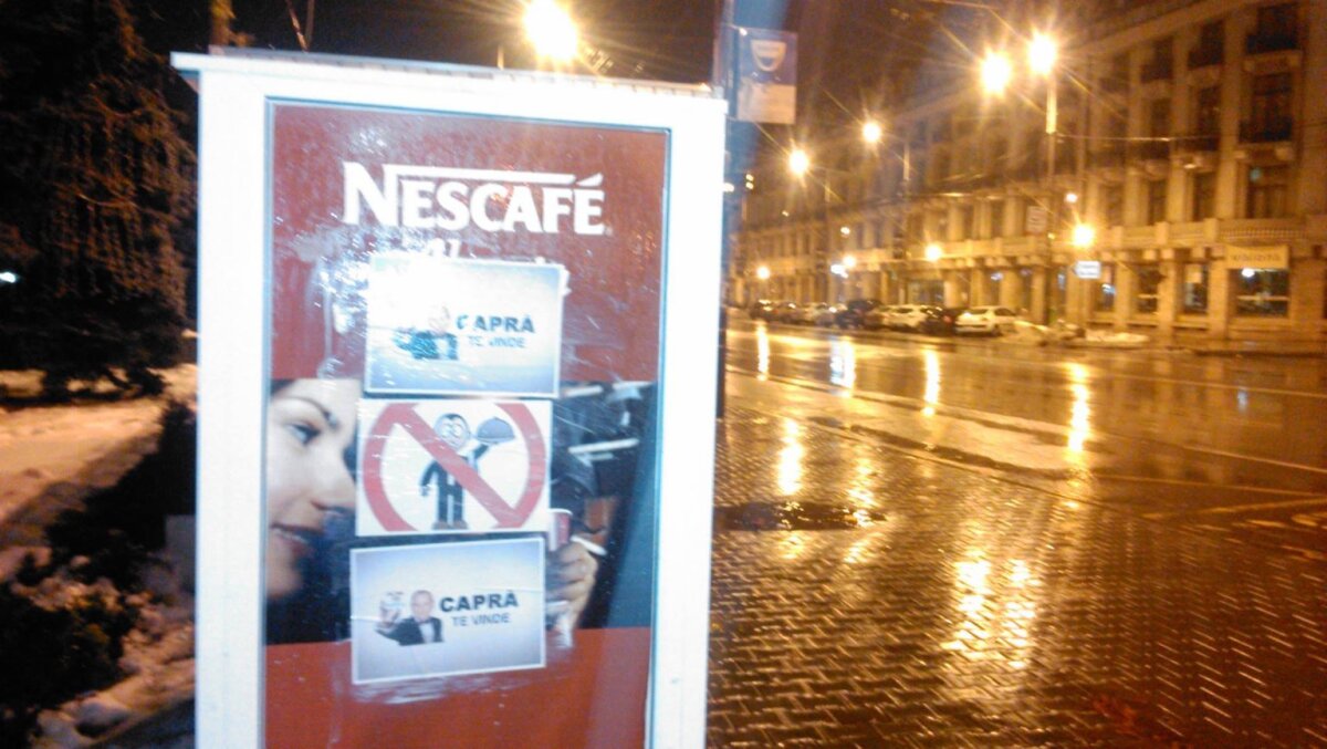 GALERIE FOTO Nu mai este dorit la Petrolul » Fanii au împînzit Ploieştiul cu sute de mesaje anti-Capră!