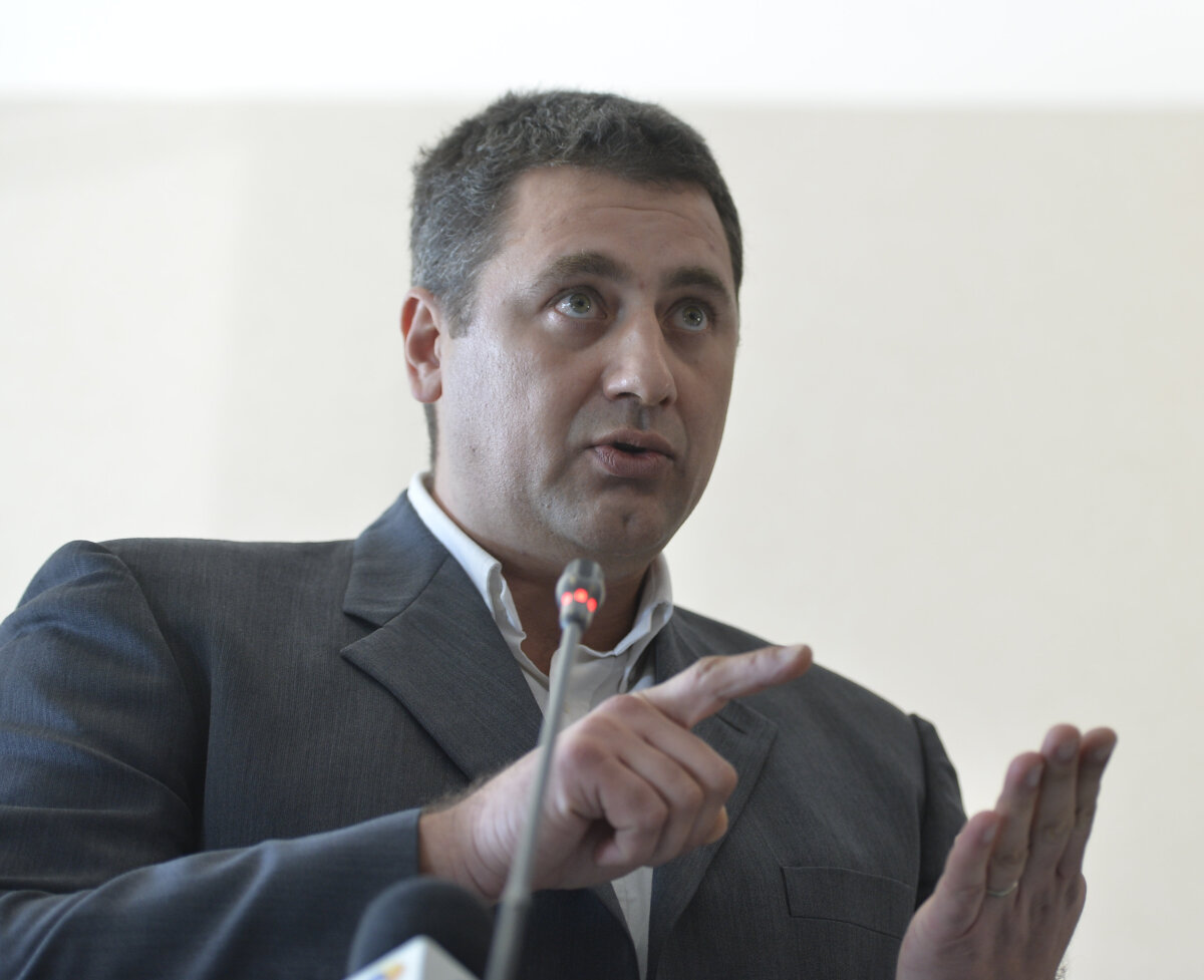 Alexandru Dedu este noul preşedinte al FRH! Cristian Gaţu a pierdut după 18 ani alegerile