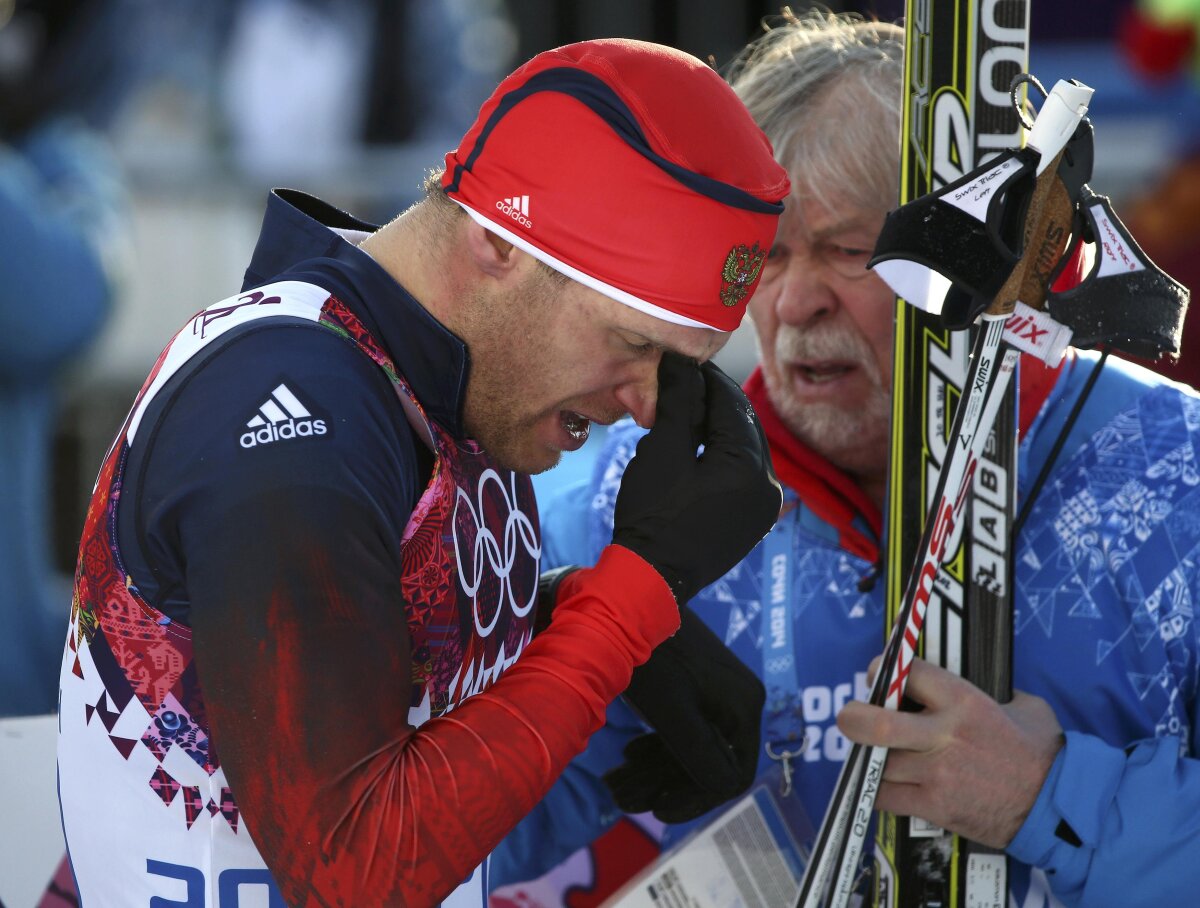 Olimpiada înseamnă generozitate şi respect: povestea emoţionantă trăită de rusul Anton Gafarov la proba de schi fond de la Soci!