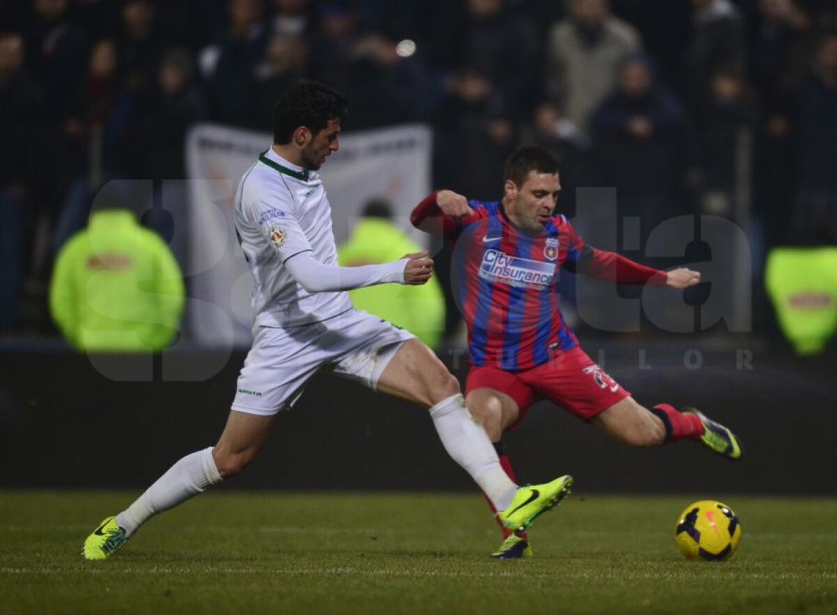 FOTO şi VIDEO From Chiajna with love » Steaua a făcut spectacol, 4-0, cu un adversar paralizat, care i-a făcut două goluri cadou