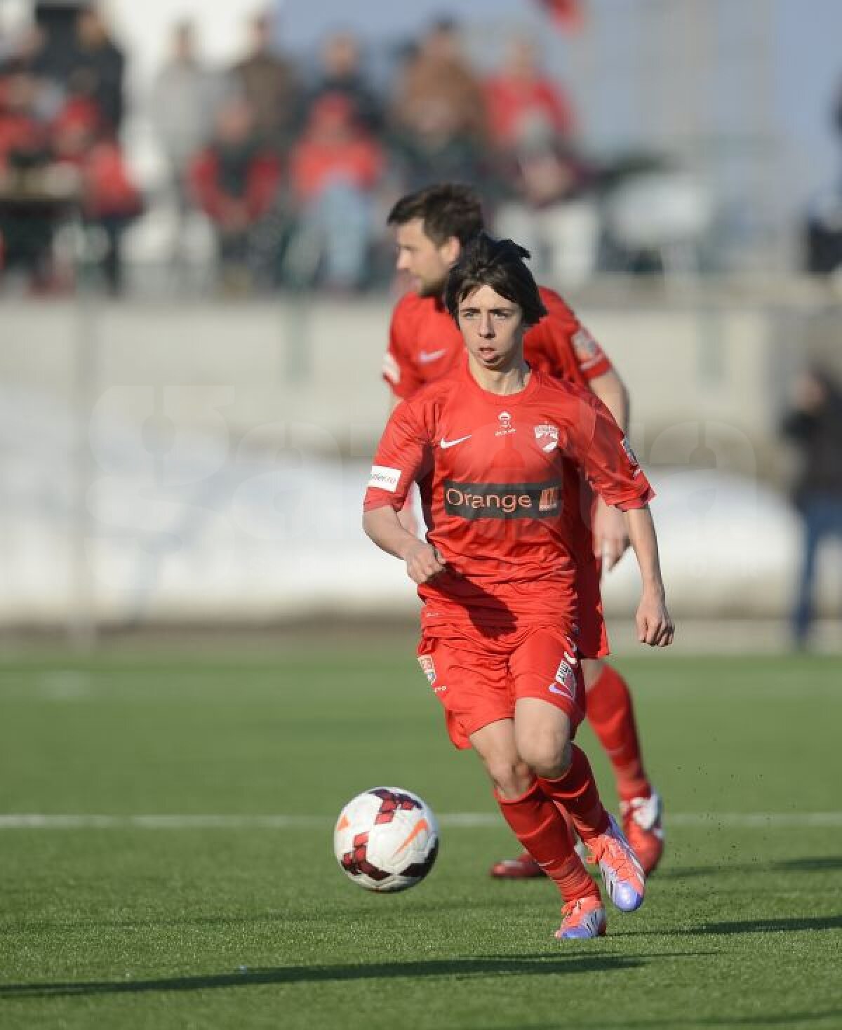 GALERIE FOTO "Piticul" al II-lea » Patrick Petre a debutat în tricoul lui Dinamo şi a primit banderola!