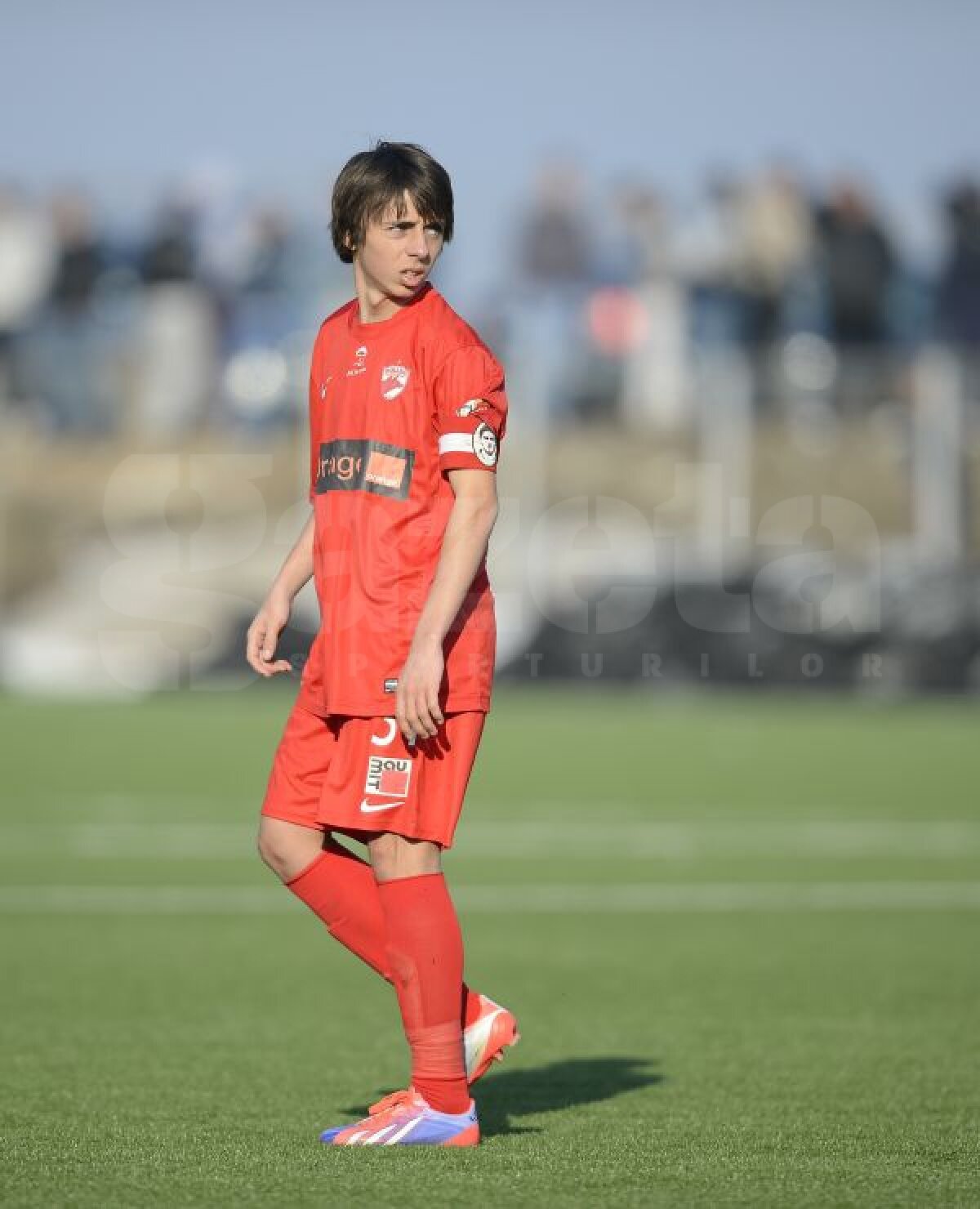 GALERIE FOTO "Piticul" al II-lea » Patrick Petre a debutat în tricoul lui Dinamo şi a primit banderola!