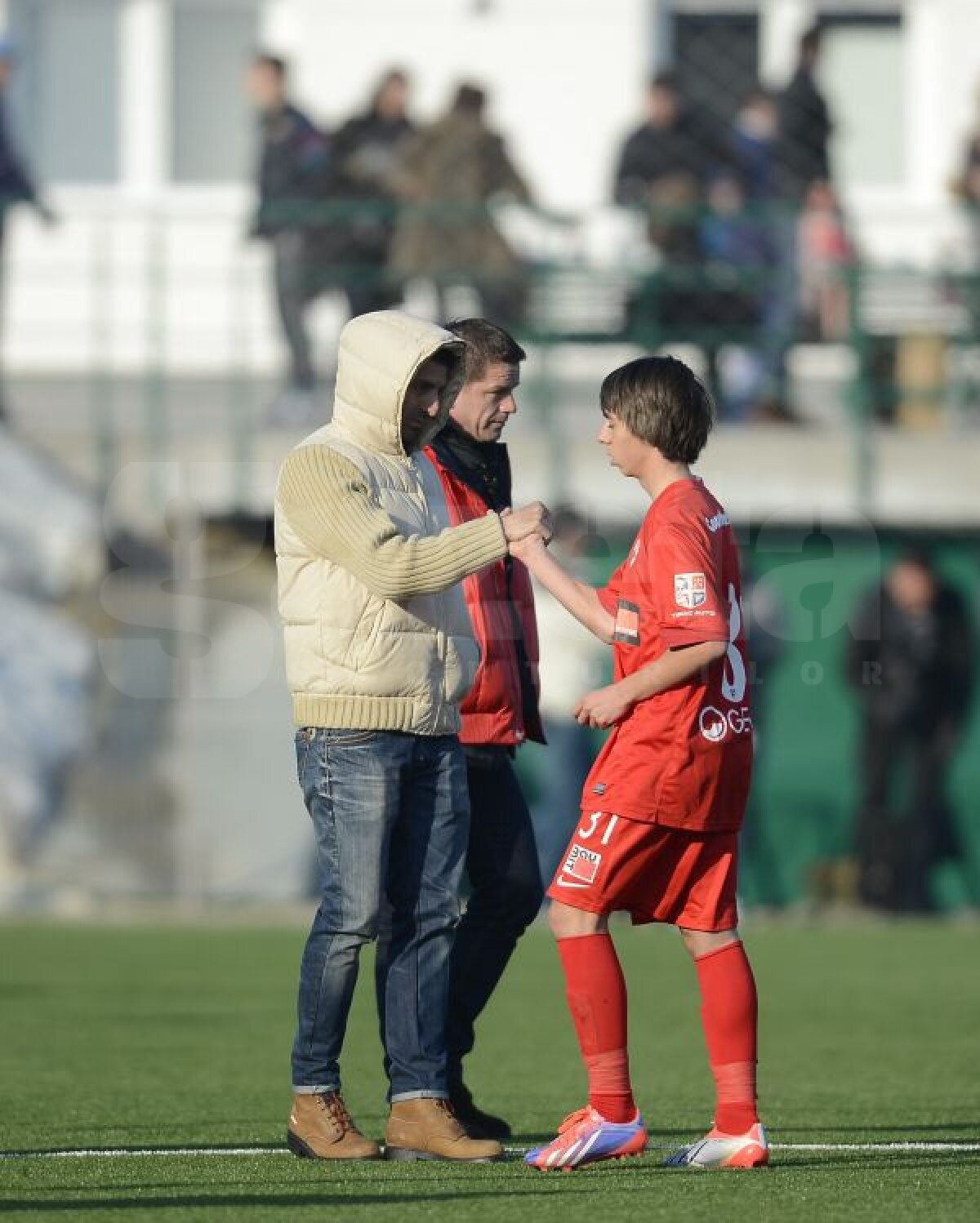 GALERIE FOTO "Piticul" al II-lea » Patrick Petre a debutat în tricoul lui Dinamo şi a primit banderola!