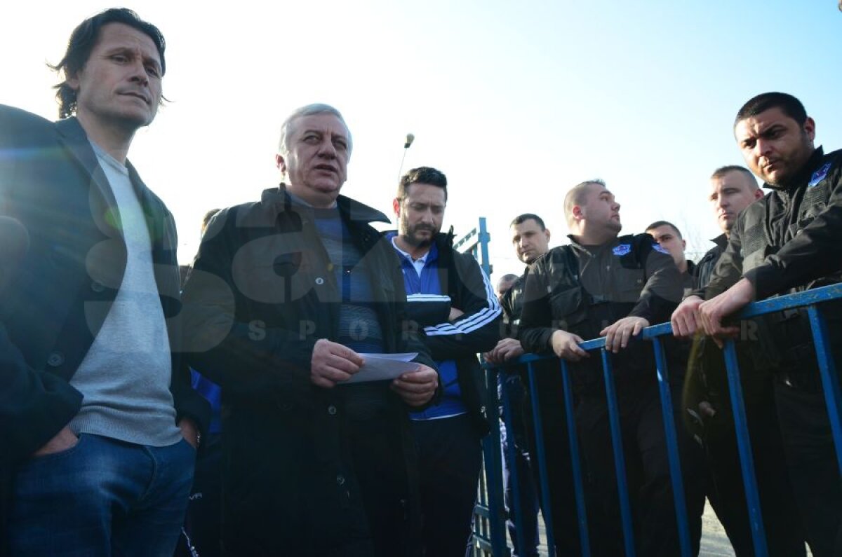 UPDATE Ştiinţa se revoltă! » Decizie şocantă a celor de la FC U Craiova, după o nouă încercare eşuată de a se antrena pe "Oblemenco"