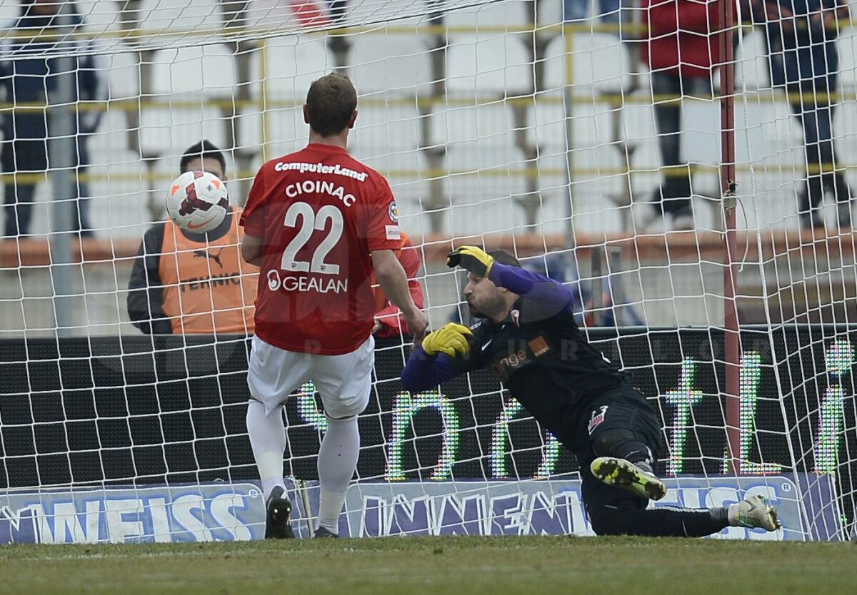 FOTO Omul care a îngropat-o pe Dinamo la debut şochează: "Trup şi suflet pentru culori! Steaua e România"
