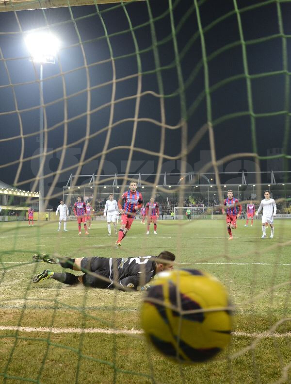 VIDEO+FOTO Scenariul s-a repetat » Steaua a dat de pămînt cu Concordia şi la Chiajna