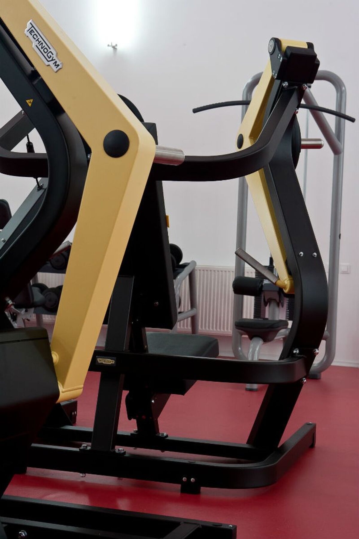 Galerie foto » CS Dinamo inaugurează o sală ultramodernă de fitness