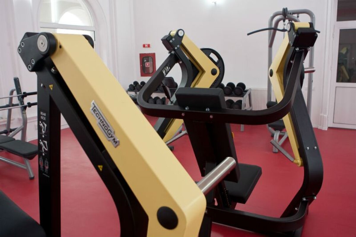 Galerie foto » CS Dinamo inaugurează o sală ultramodernă de fitness