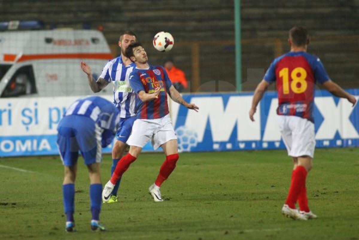 FOTO Surpriză la reluarea ligii secunde » CraiOlguţa îngenuncheată pe teren propriu de ASA Tg. Mureş