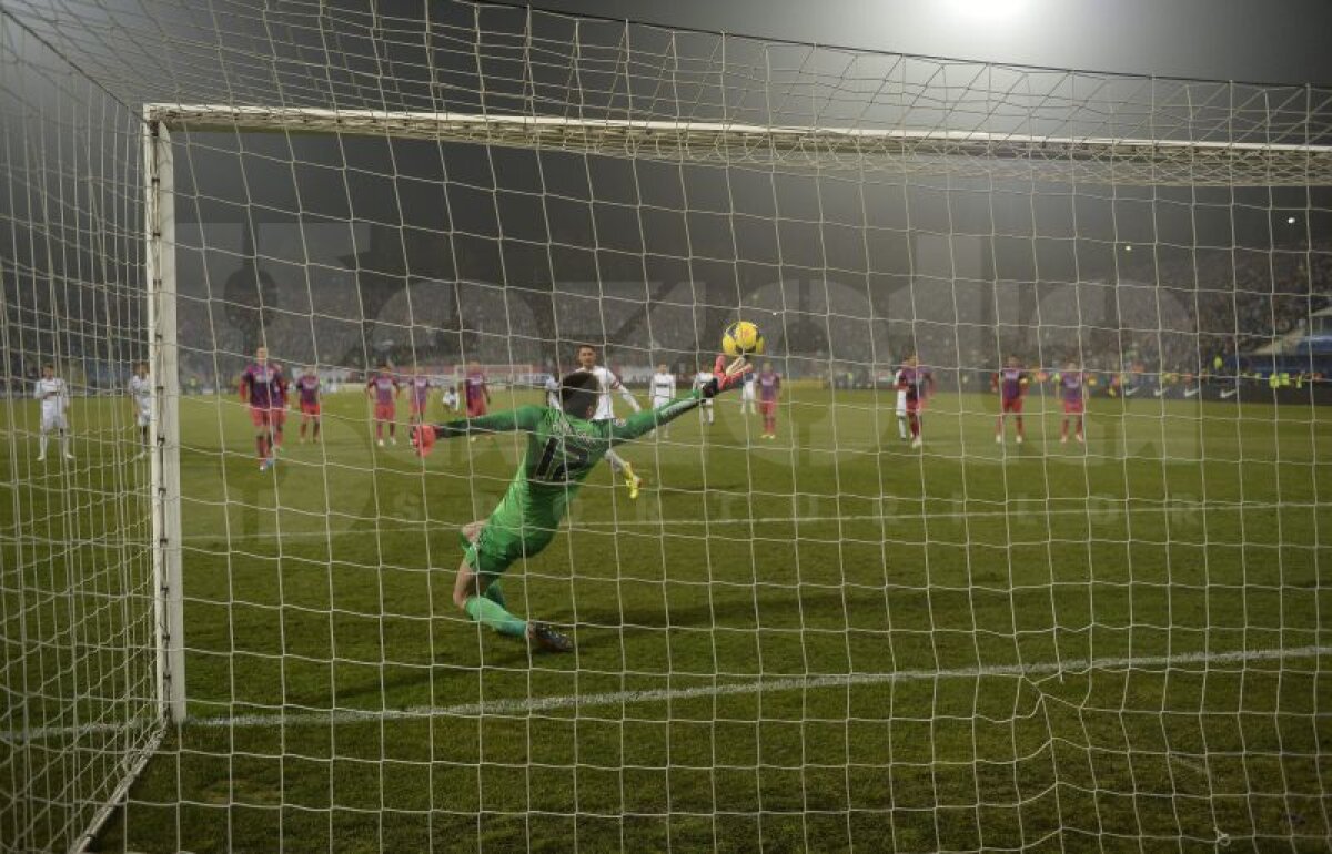 VIDEO Revolta "cîinilor", deziluzia campioanei » Dinamo a fost la un pas de un succes surpriză în Ghencea, însă Keşeru a salvat-o pe Steaua, 1-1