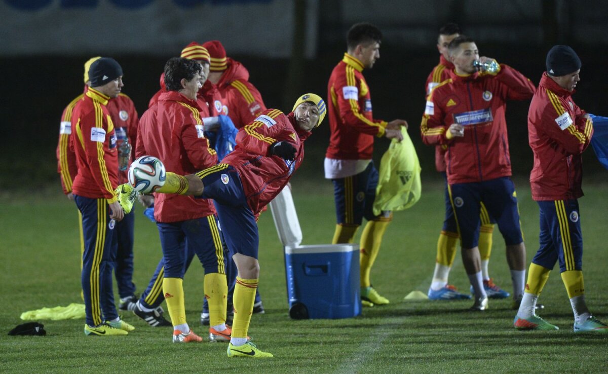 Reţea anti-Leo » Victor Piţurcă pregăteşte anihilarea lui Lionel Messi printr-un marcaj triplu şi efort colectiv. Echipa probabilă cu Argentina