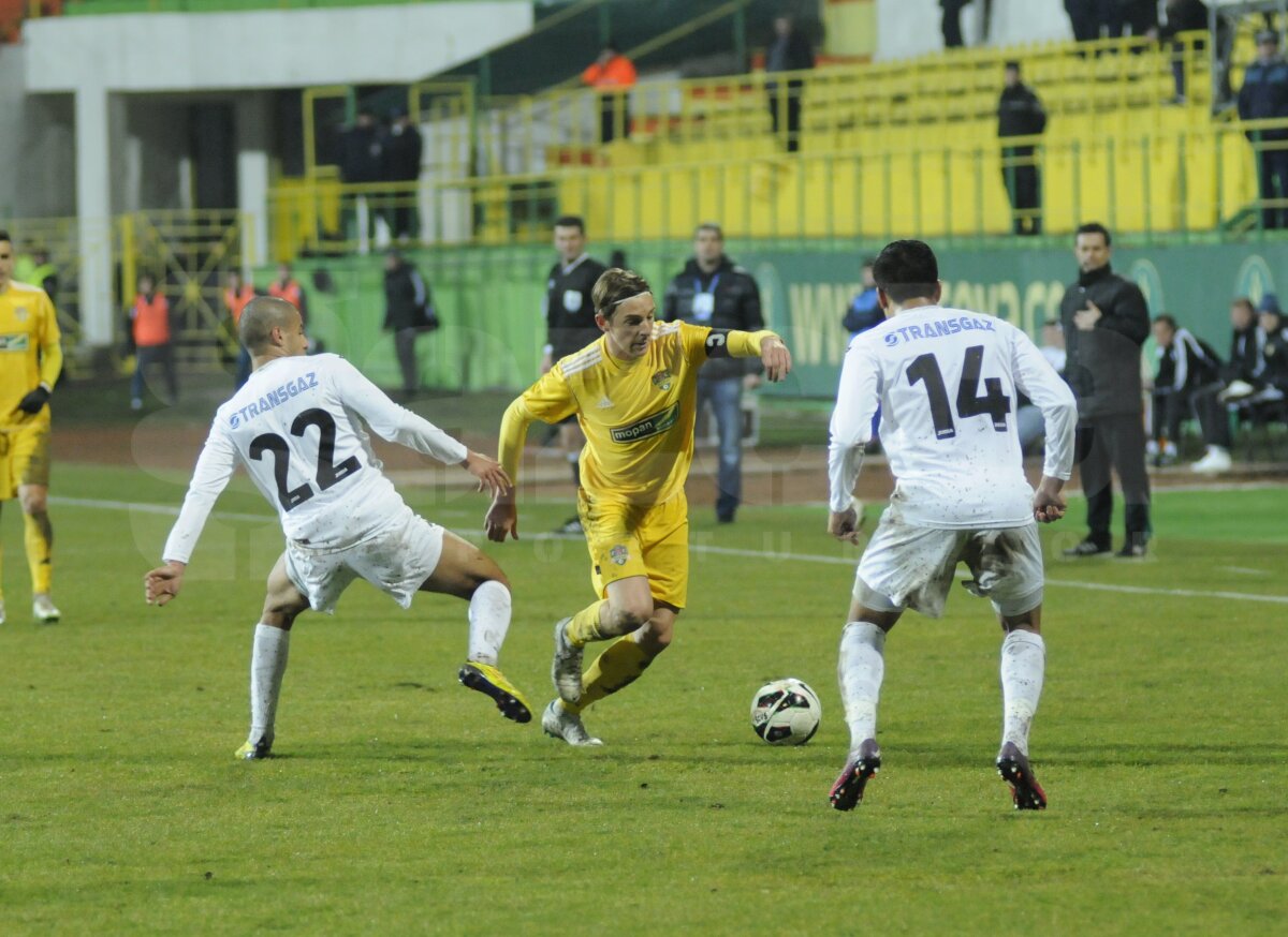 VIDEO şi FOTO FC Vaslui - Gaz Metan 1-0 » Moldovenii au egalat-o pe Dinamo în clasament