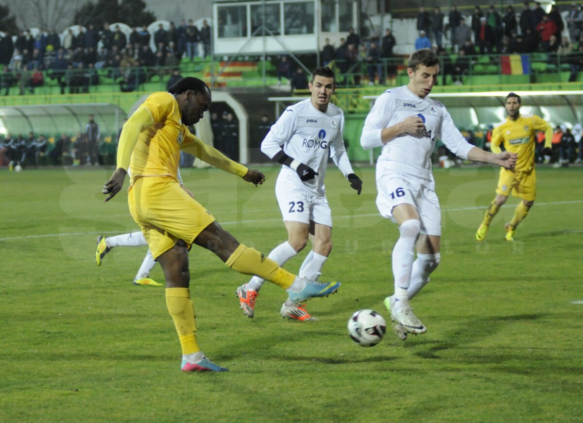 VIDEO şi FOTO FC Vaslui - Gaz Metan 1-0 » Moldovenii au egalat-o pe Dinamo în clasament