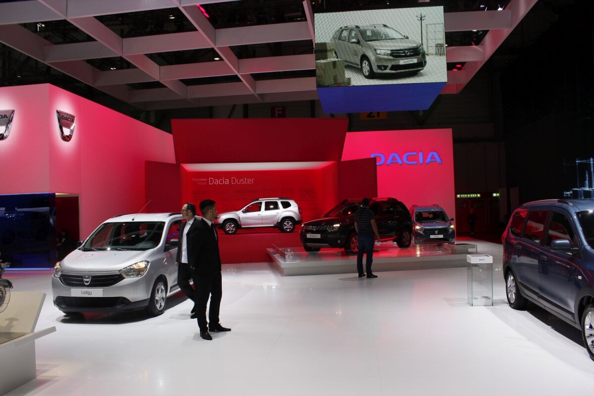 FOTO Fără Dacia e pustiu » La standul românilor e linişte » Care sînt premierele acestui an la Salonul Auto de la Geneva