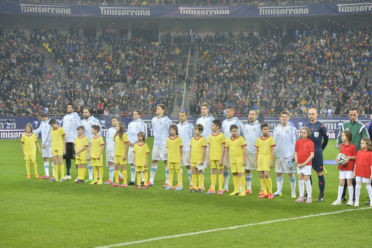 FOTO Atmosferă de sărbătoare pe Arena Naţională » Aproximativ 45.000 de oameni au venit la România - Argentina