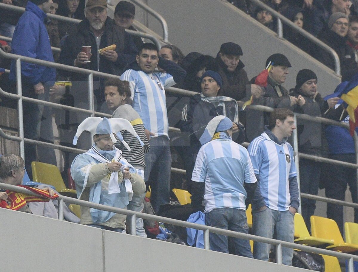 FOTO Atmosferă de sărbătoare pe Arena Naţională » Aproximativ 45.000 de oameni au venit la România - Argentina