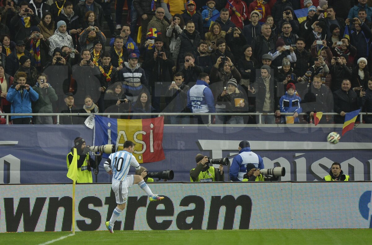 FOTO Atmosferă de sărbătoare pe Arena Naţională » Aproximativ 45.000 de oameni au venit la România - Argentina