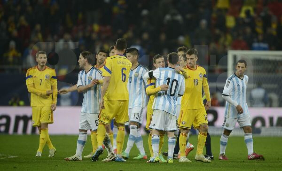 FOTO Reacţie debusolată » Imagini inedite cu Lionel Messi, prins în "războiul" Alexandru Bourceanu vs. Gabi Torje pentru tricou