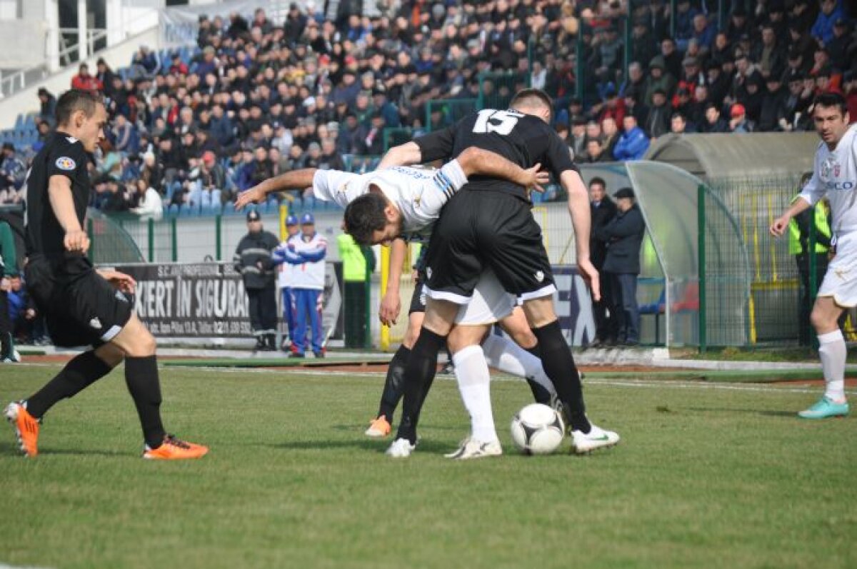 VIDEO+FOTO Rămasă în 9 jucători, ACS Poli n-a rezistat în faţa Botoşaniului, 0-1