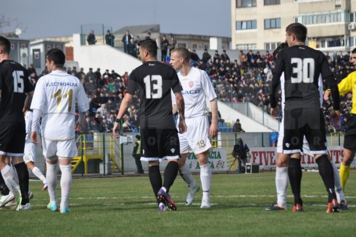 VIDEO+FOTO Rămasă în 9 jucători, ACS Poli n-a rezistat în faţa Botoşaniului, 0-1