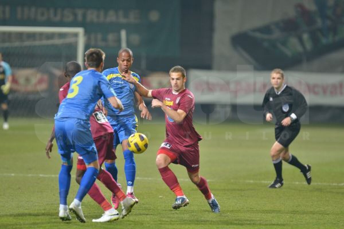 VIDEO+FOTO Europa e o iluzie » CFR Cluj a obţinut doar un egal cu Corona, 2-2, după ce a ratat şi un penalty la 2-0!