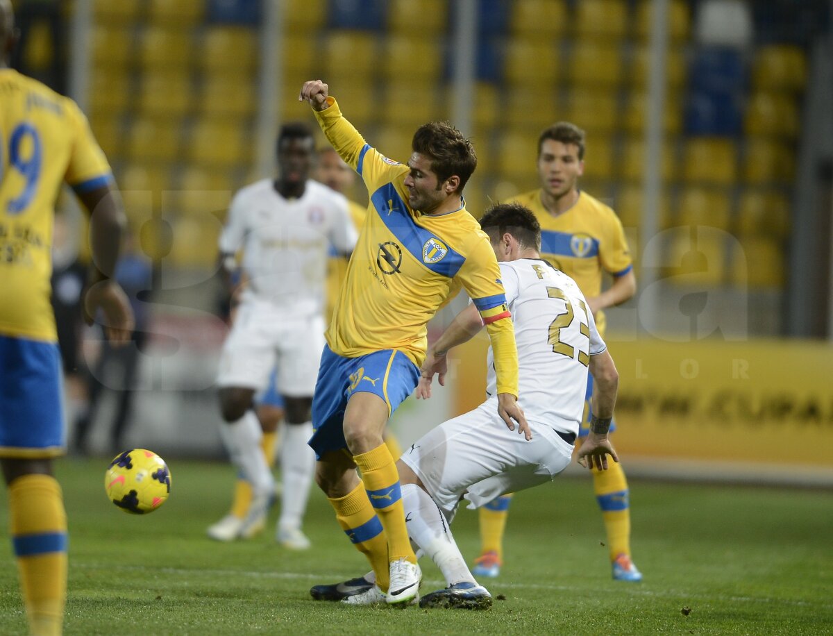FOTO şi VIDEO Petrolul a remizat cu Astra la primul meci cu Răzvan Lucescu pe bancă » Steaua e tot mai departe de cele două
