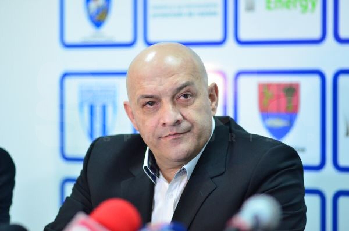 FOTO Gabi Balint a fost prezentat la CS U Craiova: "Puteam ajunge şi ca jucător aici, dar Steaua s-a mişcat mai repede"