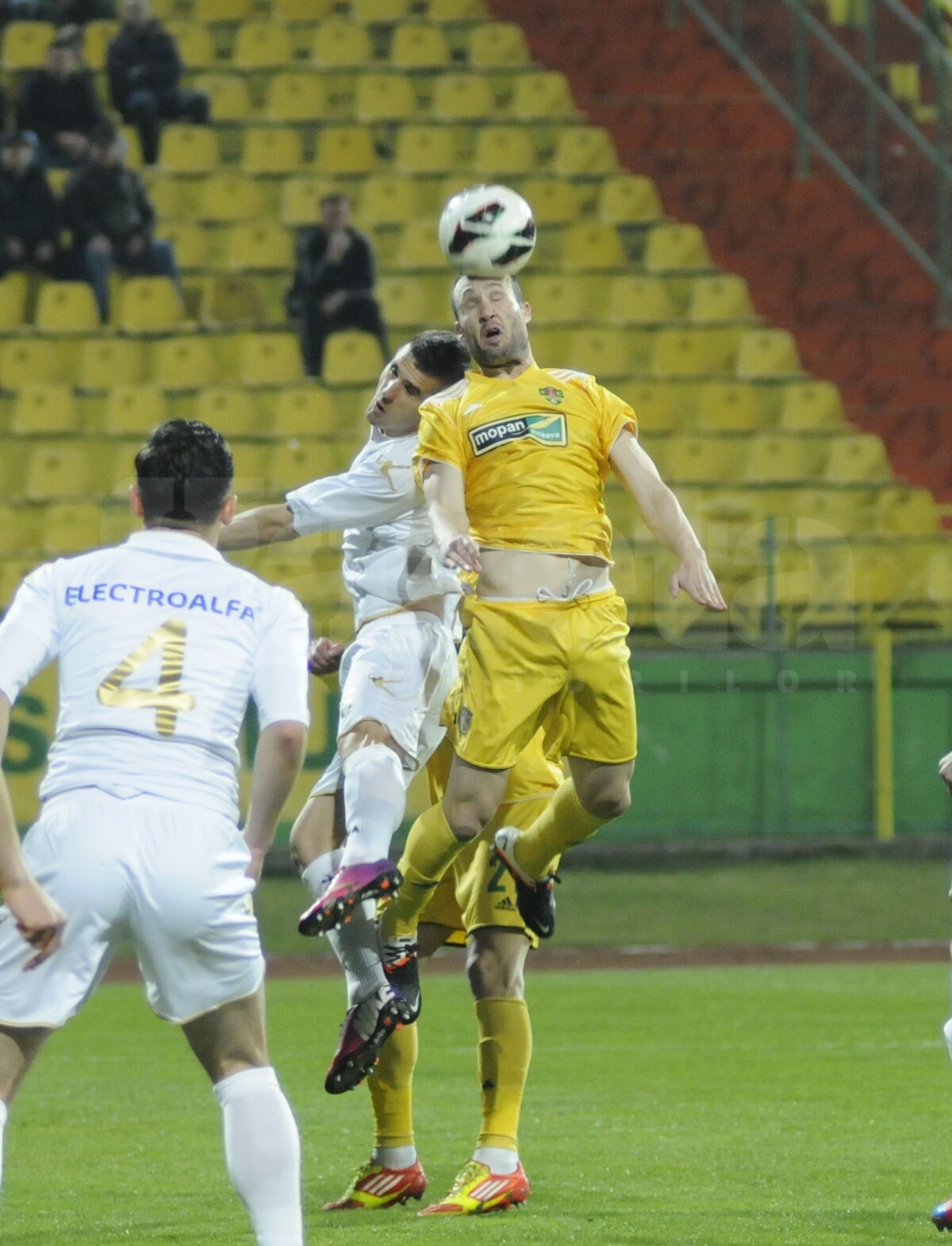 VIDEO+FOTO Botoşaniul a cîştigat derby-ul Moldovei, 1-0 cu FC Vaslui, printr-un supergol marcat de Danci