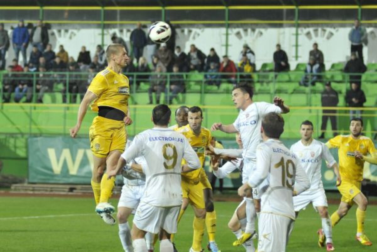 VIDEO+FOTO Botoşaniul a cîştigat derby-ul Moldovei, 1-0 cu FC Vaslui, printr-un supergol marcat de Danci